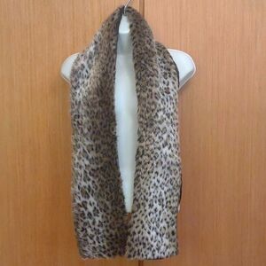 Leopard Print Faux Fur Scarf